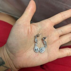 Women's White Silver Teardrop Earrings